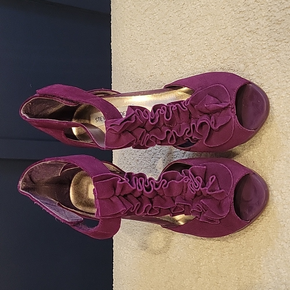 STEVE MADDEN Purple Fiesta Suede Heels Size 8.5